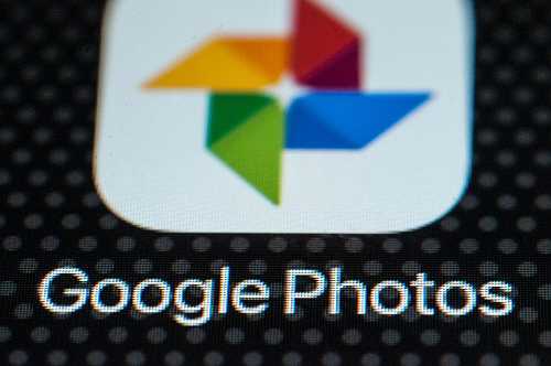 You can now talk to Google Photos to make your edits | TechCrunch