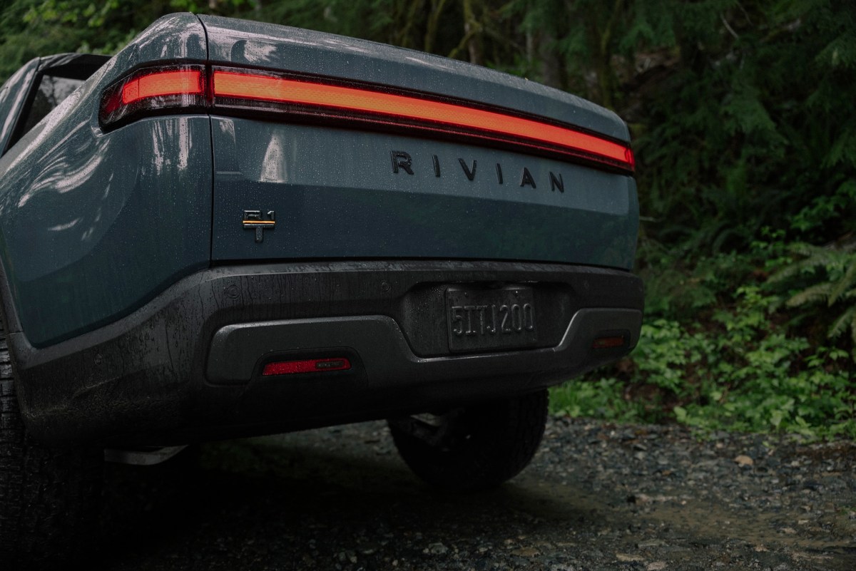 Rivian sues to sell its EVs directly in Ohio | TechCrunch