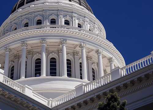 California lawmaker behind SB 1047 reignites push for mandated AI safety reports | TechCrunch