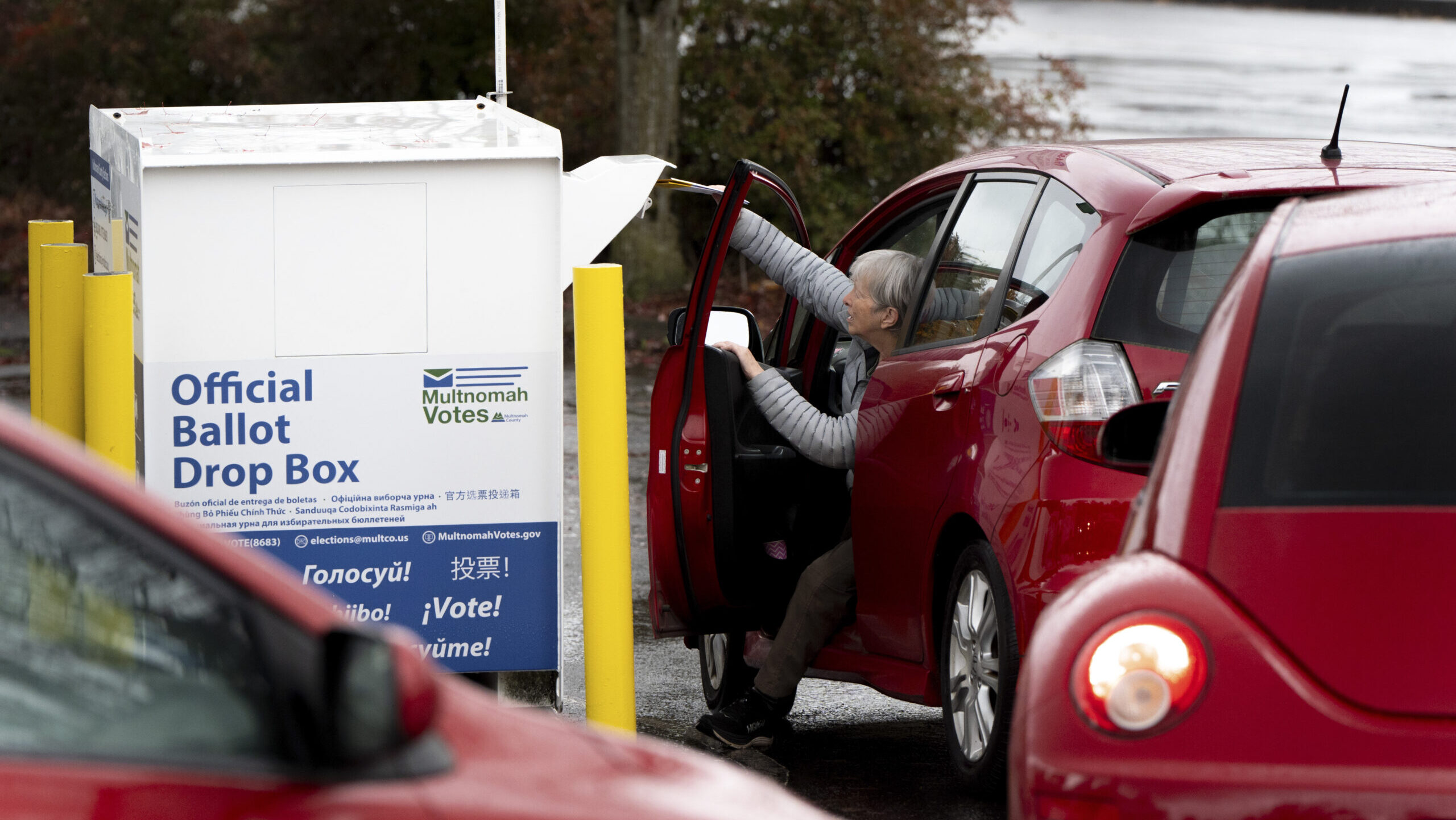 Trump vows to change how elections are run. The US Constitution doesn