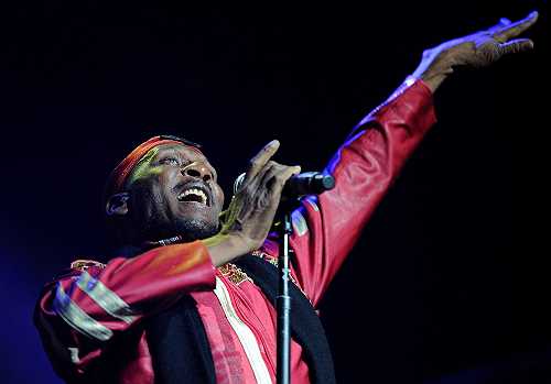 Thousands of fans join tribute to reggae pioneer Jimmy Cliff in his native Jamaica