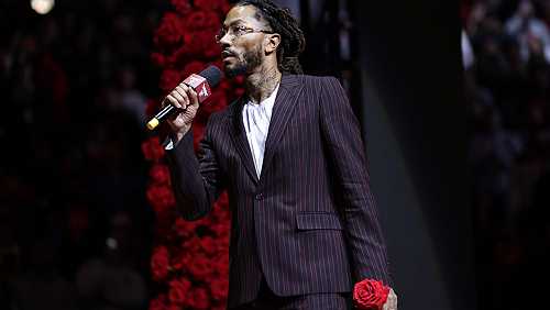 Former NBA star Derrick Rose launches family-owned and operated flower shop
