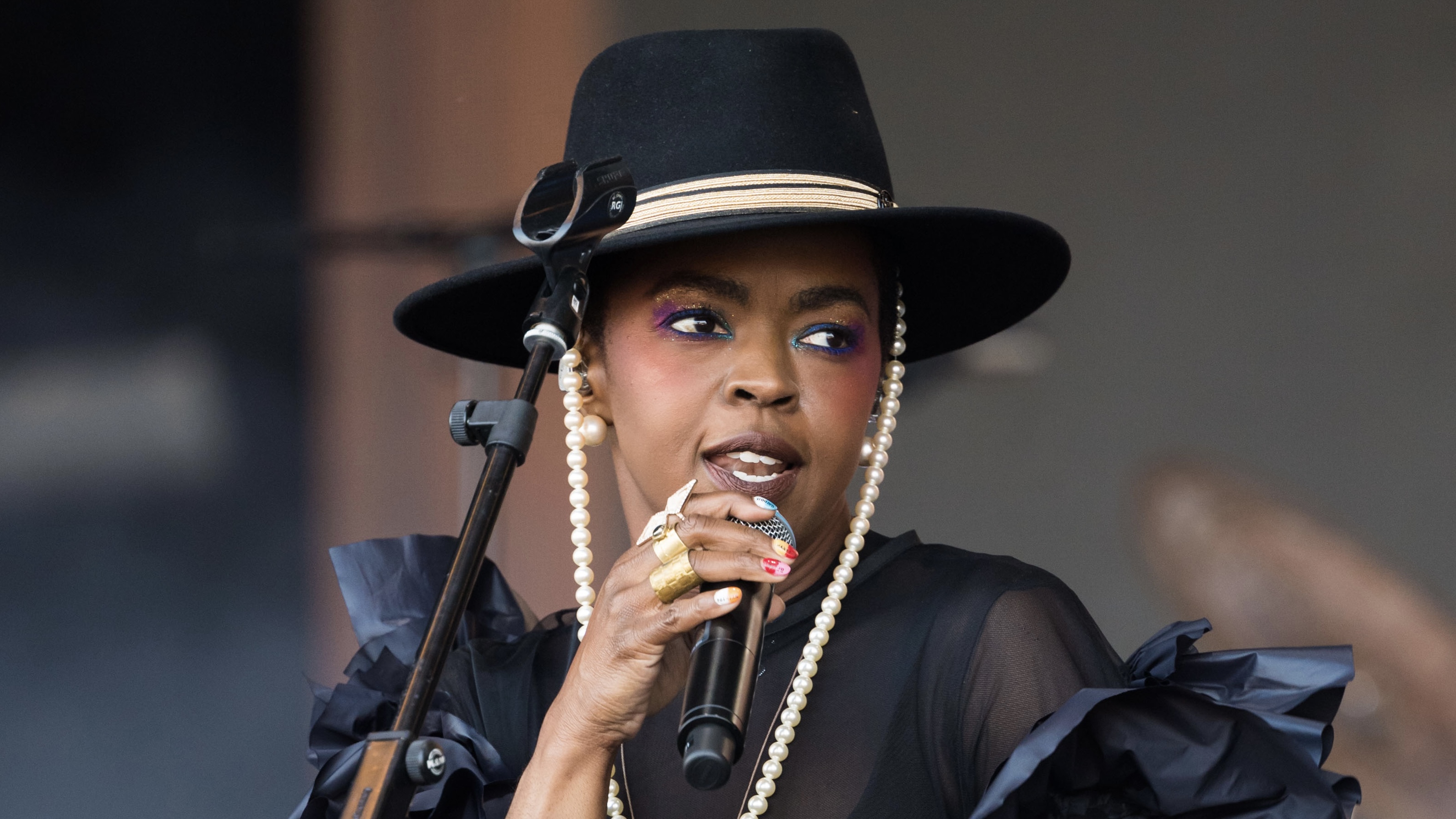 Oop! Lauryn Hill Sets The Record STRAIGHT After Some Believed She Was Late For Recent Performance At Essence Fest