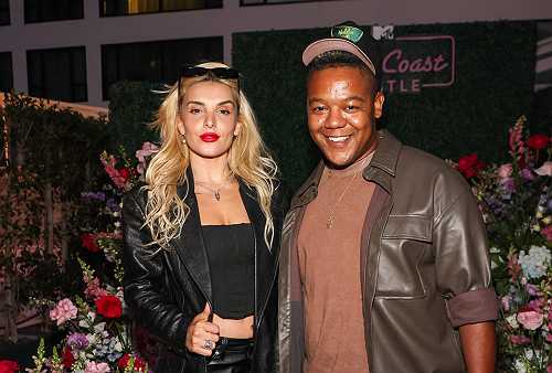 Issa Bae Watch! Disney Star Kyle Massey & His Fiancée Hana Giraldo Break The Internet With Beachside Flicks (PHOTOS)