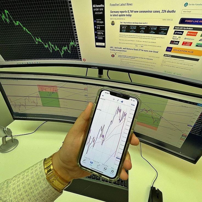 Hi! Im inviting you to use Speed Wallet. Use my referral code 7K1MI2 or simply click the link below...