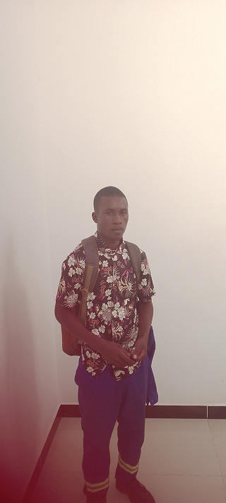 Strong, try to make em all think Im strongYeah, the face I keep putting on says I aint tired...